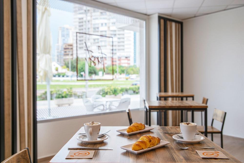 Pierre & Vacances Benidorm Levante Екстер'єр фото